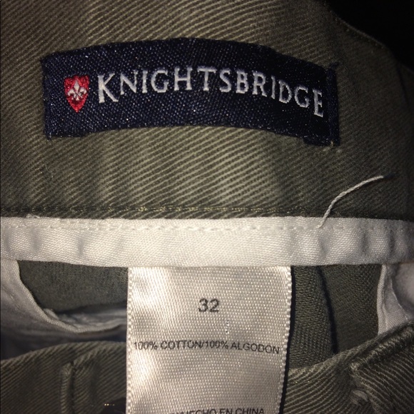 Shorts - Picture 2 of 3